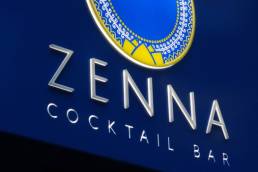 Zenna Bar