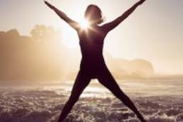 woman-star-jumping-thumb