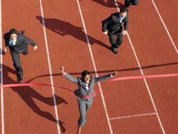 businesswoman-race-thumbnail