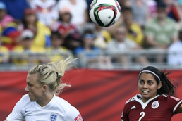 Laura Bassett- England Defender