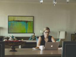 How to be a successful business woman