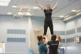 female girls cheerleading featured