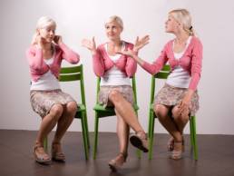 It's time for women to regain control of their lives and break free frmo their inner conflicts (F)