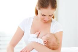 Balancing breastfeeding, work and childcare