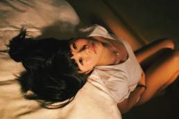 girl looking sad featured