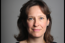 Carola Hoyos headshot 0003 featured