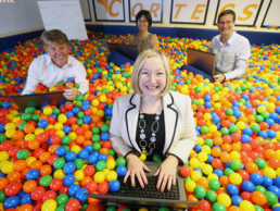 Cortecs, glass bubbles featured