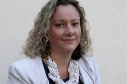 karen-holden-featured