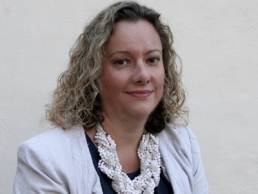 karen-holden-featured