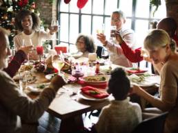 christmas dinner with family featured