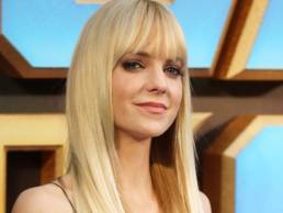Anna Faris