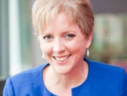 Carrie Gracie featured