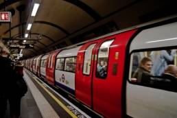 london underground, commute featured