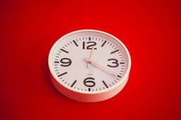 career o'clock, clock on wall featured