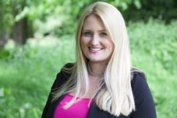 Sarah Mullins featured