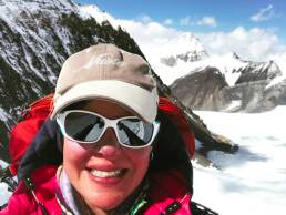 Holly Budge featured