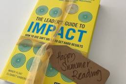 Gold ribbon Happy Summer Reading featured