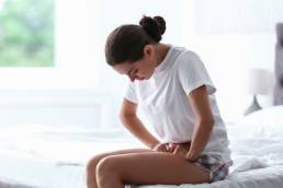 woman in pain, endometriosis