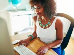 stylish woman working from home, style tips, flexible working