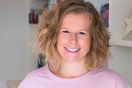 Amanda Davie featured