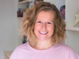 Amanda Davie featured