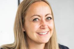 Sarah Banks featured