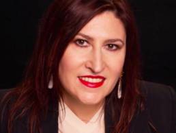 Eva Pederizini featured