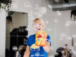 Action Amanda, Amanda Frolich featured