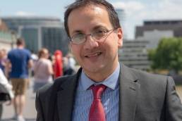 Professor Kim Hoque, Warwick Business School