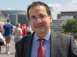 Professor Kim Hoque, Warwick Business School