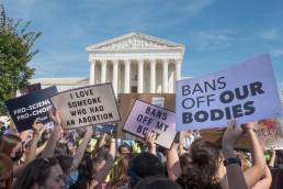 Women's March in support of Roe v Wade