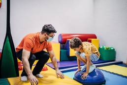 volunteering image for IV (c)